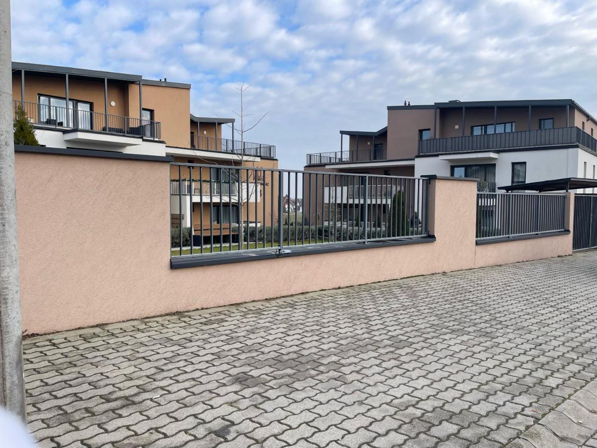 Paskom Apartmanhaz Nyergesujfalu Экстерьер фото