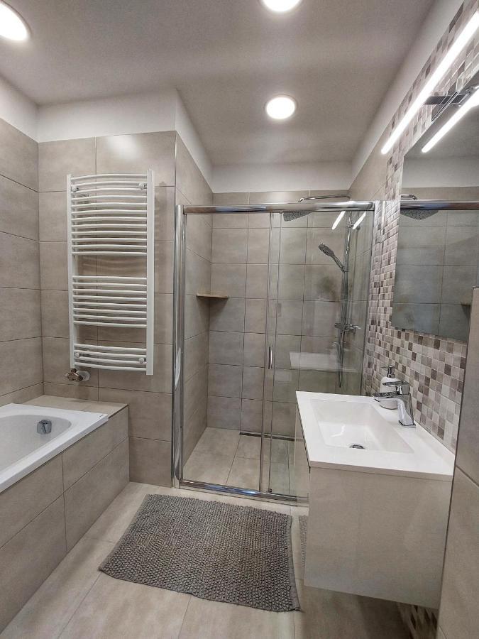 Paskom Apartmanhaz Nyergesujfalu Экстерьер фото
